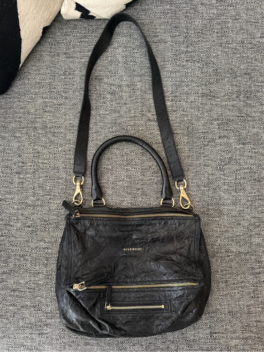 Givenchy Leather Pandora Medium - Picture 2 of 7
